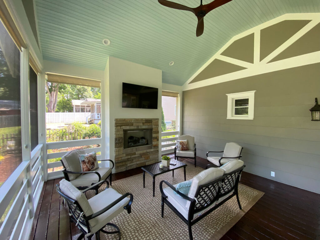 Screened Porch