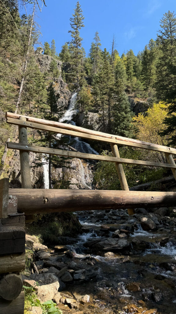 Pine Creek Falls Trail